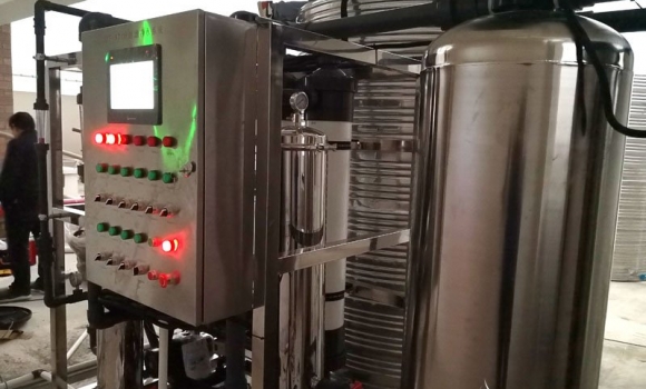 高速服務區(qū)井水凈化工程 超濾凈水設備