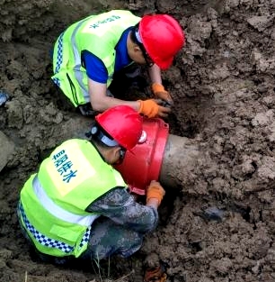 1696668438a651187.jpg 1696668438a651187.jpg